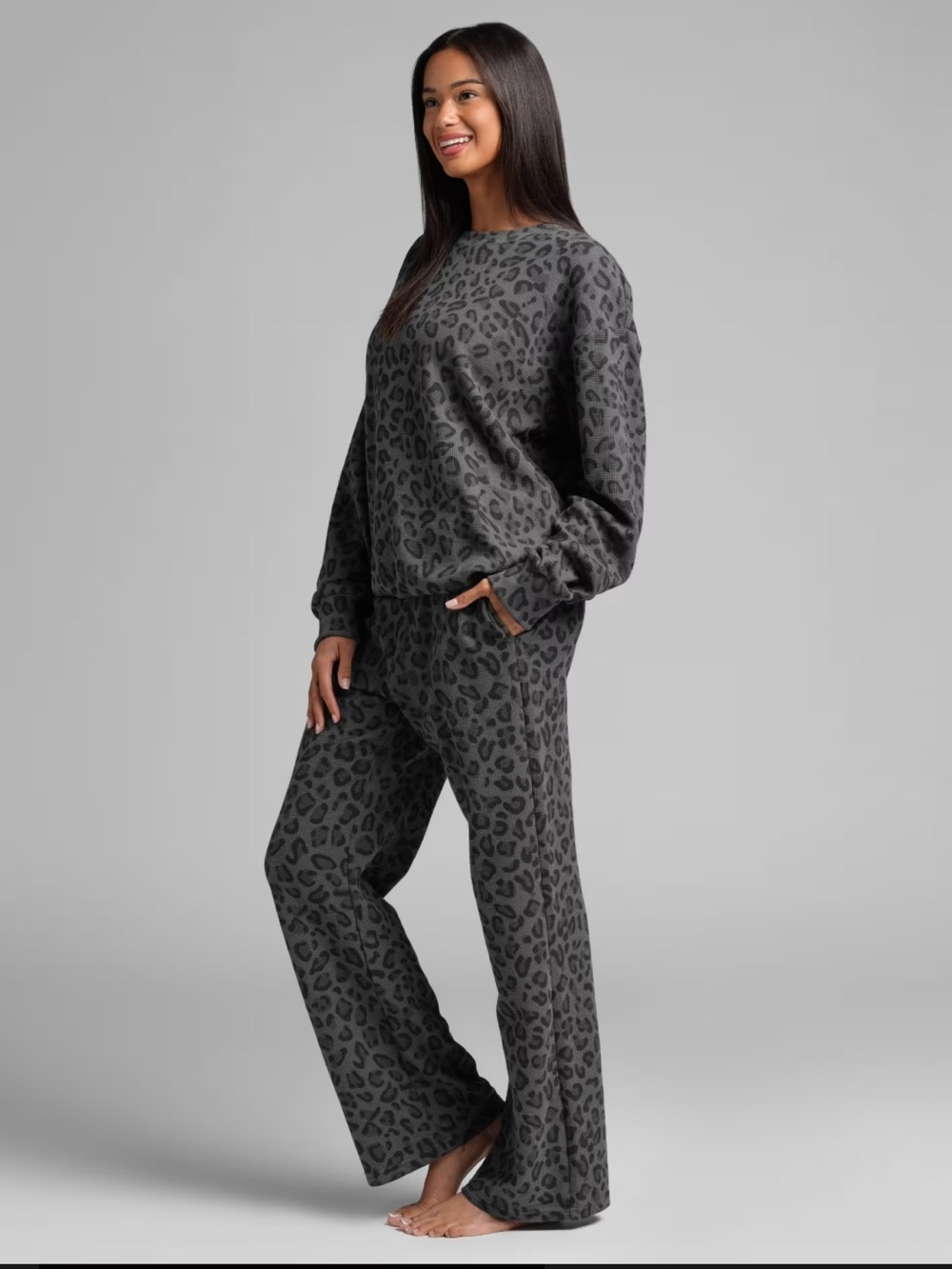 NWT Comfrt Waffle Lounge Long Sleeve Panther Leopard Print Medium M - Picture 2 of 11